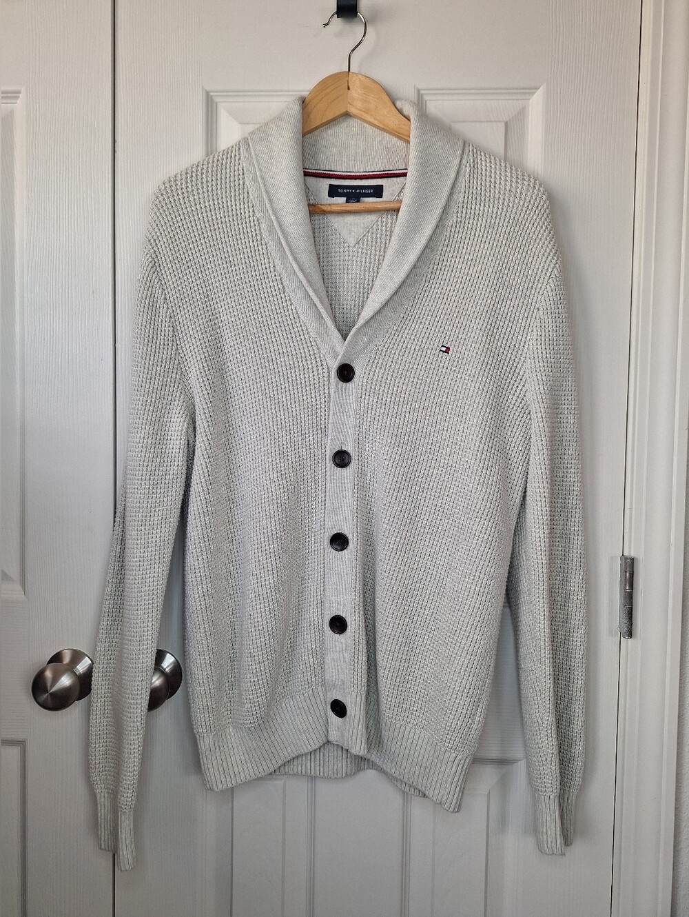 TOMMY HILFIGER Knitted Grandpacore Button-Down Cardigan Sweater in Beige Size L